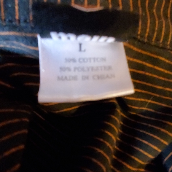 Harley's Davidson Cycles Shirt - Picture 4 of 4